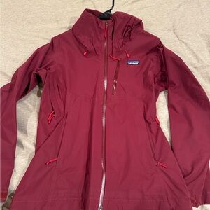 Patagonia Women's Maroon Ski Jacket